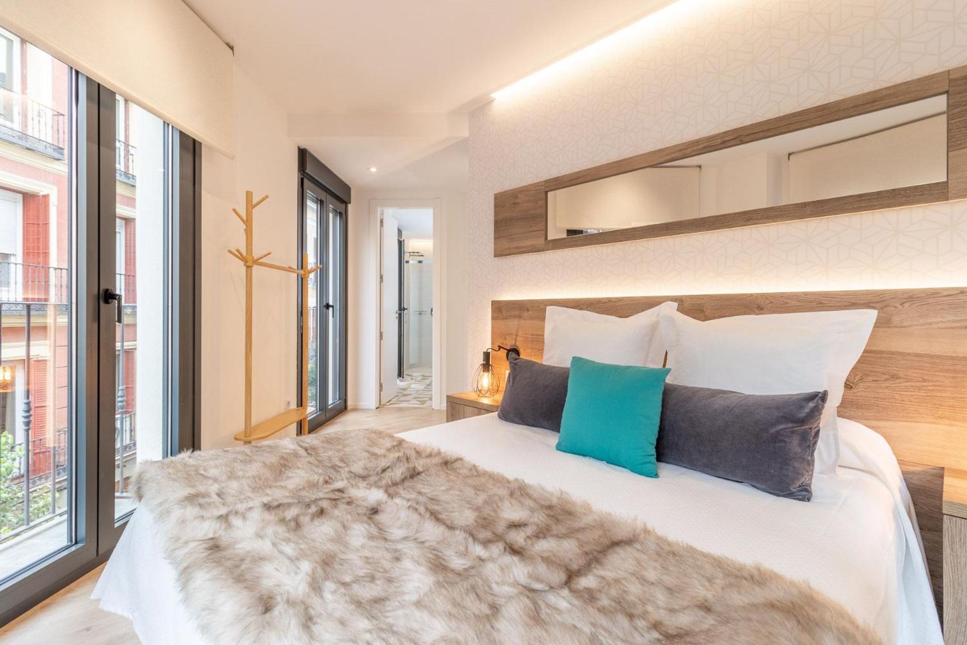Stylish Center Retreat For 4 Explore From Espoz Y Mina Appartement